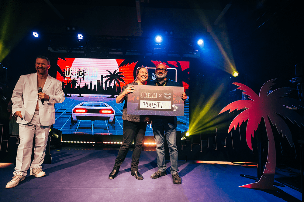 Helsingin Kauppiaitten Yhdistys Special Prize Hanna Suvisaari And Nilesh Tailor Puusti
